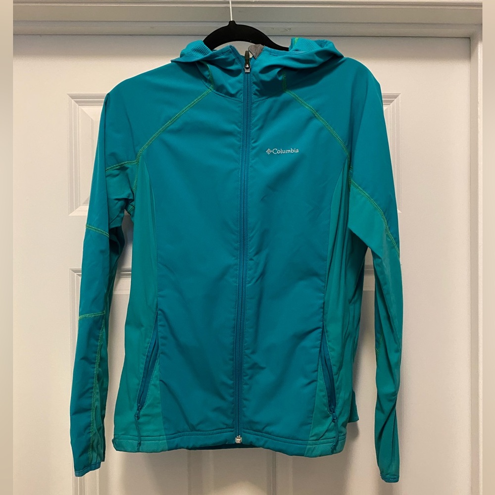 Women’s Columbia Wind Breaker